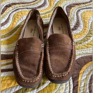 Anne Klein brown suede loafers 6.5